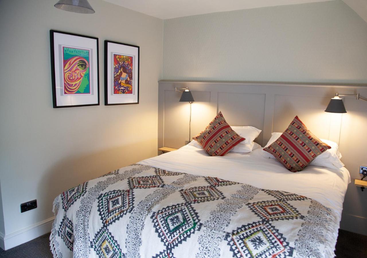 The Kings Arms Hotel Malmesbury Buitenkant foto